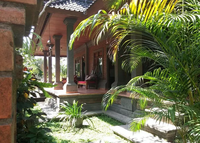 Mari Guesthouse, Vacation With Pool In Ubud, Bali Casa de Férias *