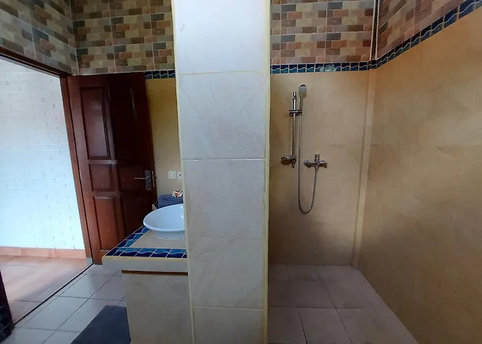 Casa vacanze Mari Guesthouse, Vacation With Pool In Ubud, Bali *