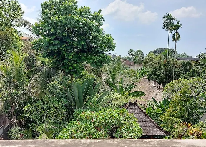Casa vacanze Mari Guesthouse, Vacation With Pool In Ubud, Bali *