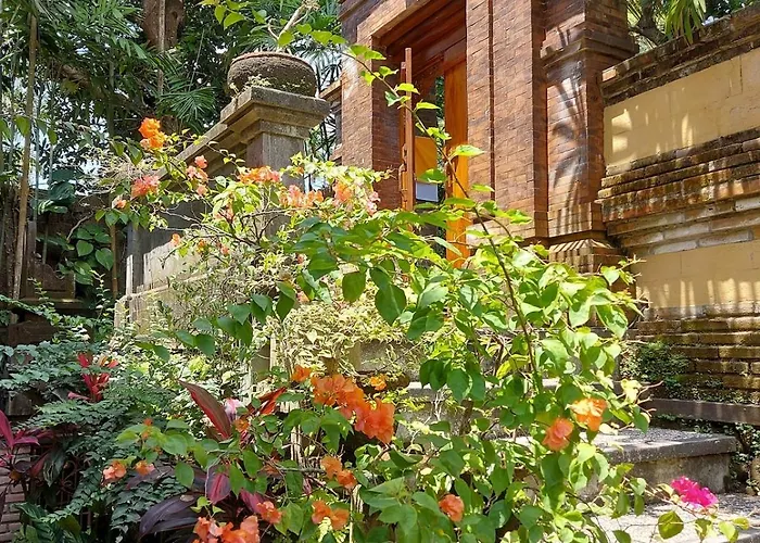 Mari Guesthouse, Vacation With Pool In Ubud, Bali *